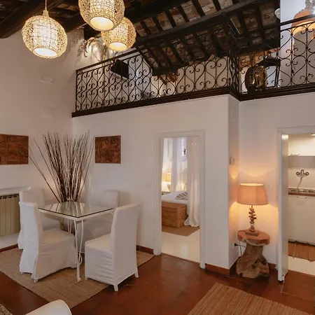 Apartment Piazza Navona Historic Luxury Rom