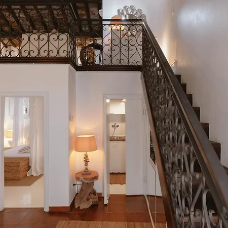 Piazza Navona Historic Luxury Apartment